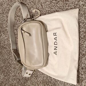 Andar the indie belt bag